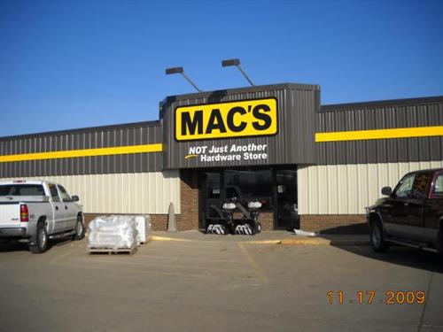 mac hardware dickinson north dakota